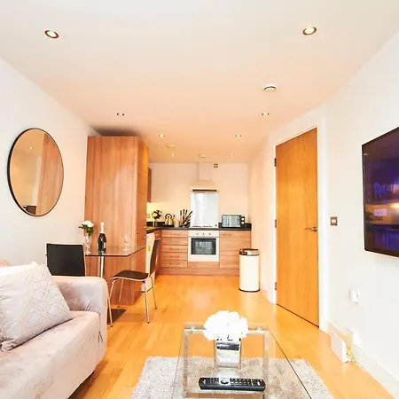 Deluxe Leeds City Centre Apt With Free Parking No Balcony Extérieur photo