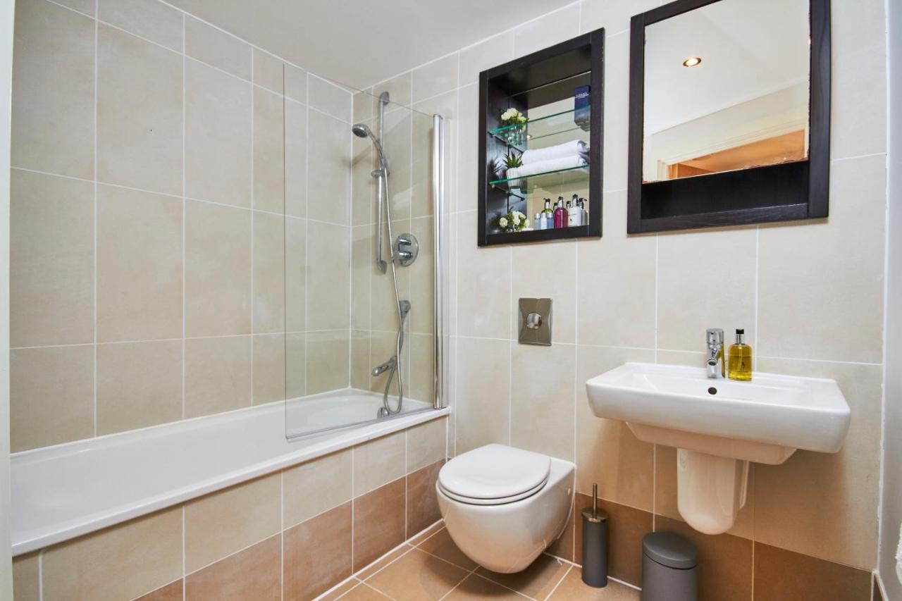 Appartement Deluxe Leeds Centre With Free Parking No Balcony *