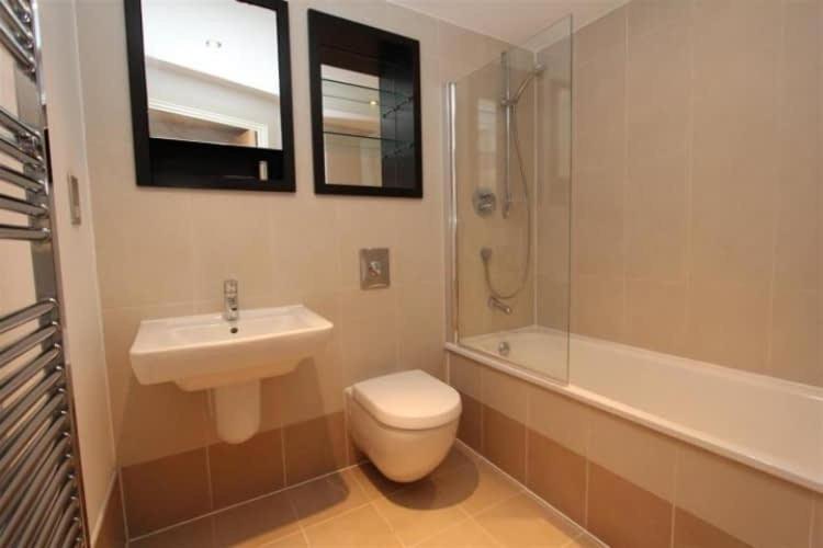 Appartement Deluxe Leeds Centre With Free Parking No Balcony